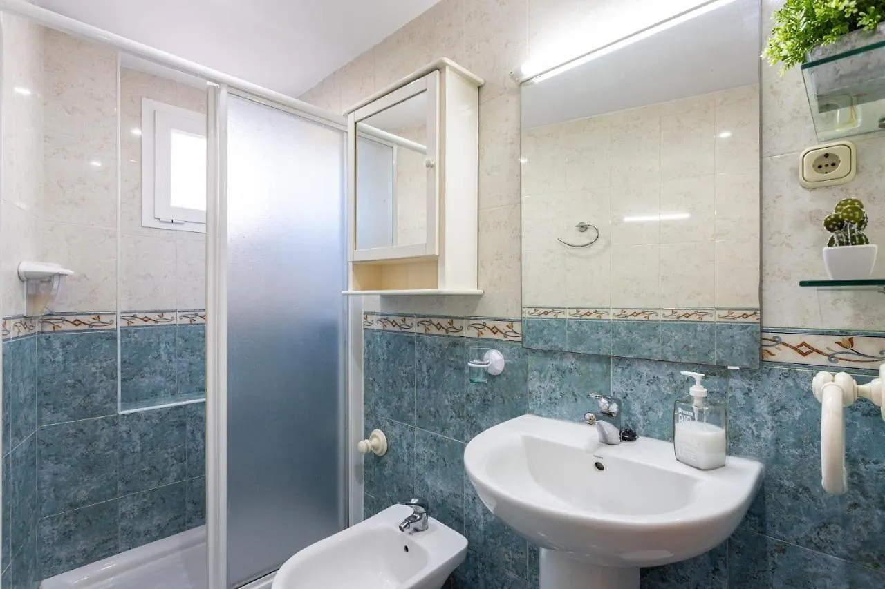 Piso En Pleno Centro De Fuengirola Junto Estacion De Renfe Apartment 0*,  Spain